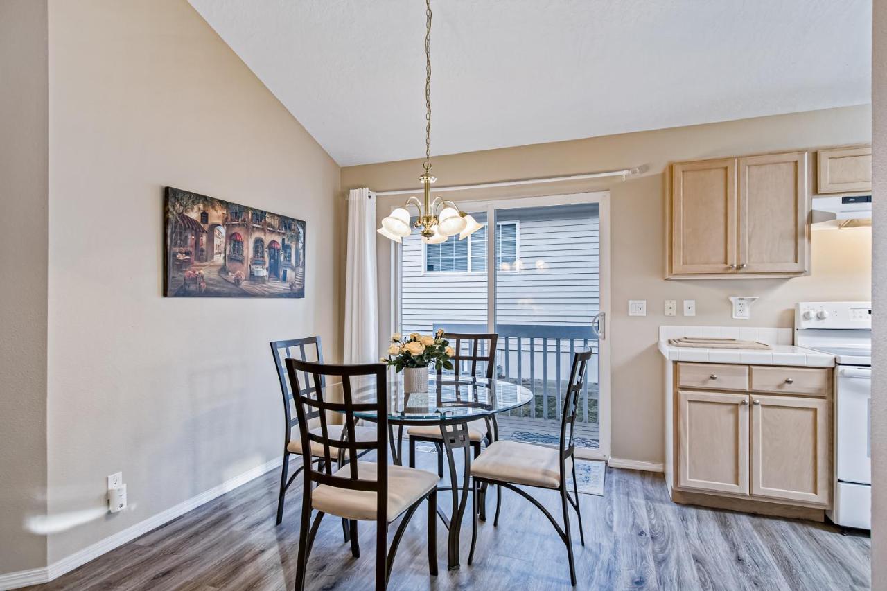 Villa Pine Ave Delight à Coeur d'Alene Extérieur photo