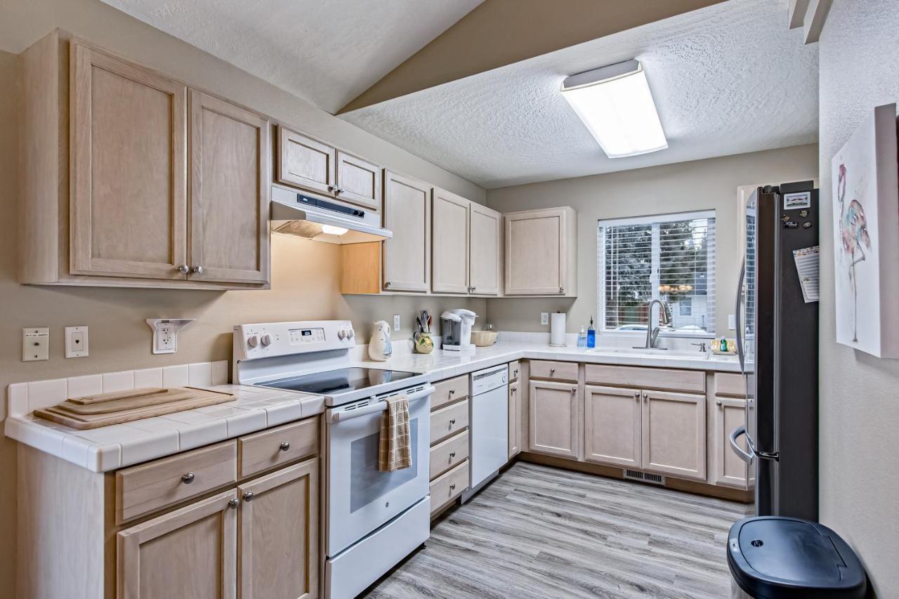 Villa Pine Ave Delight à Coeur d'Alene Extérieur photo