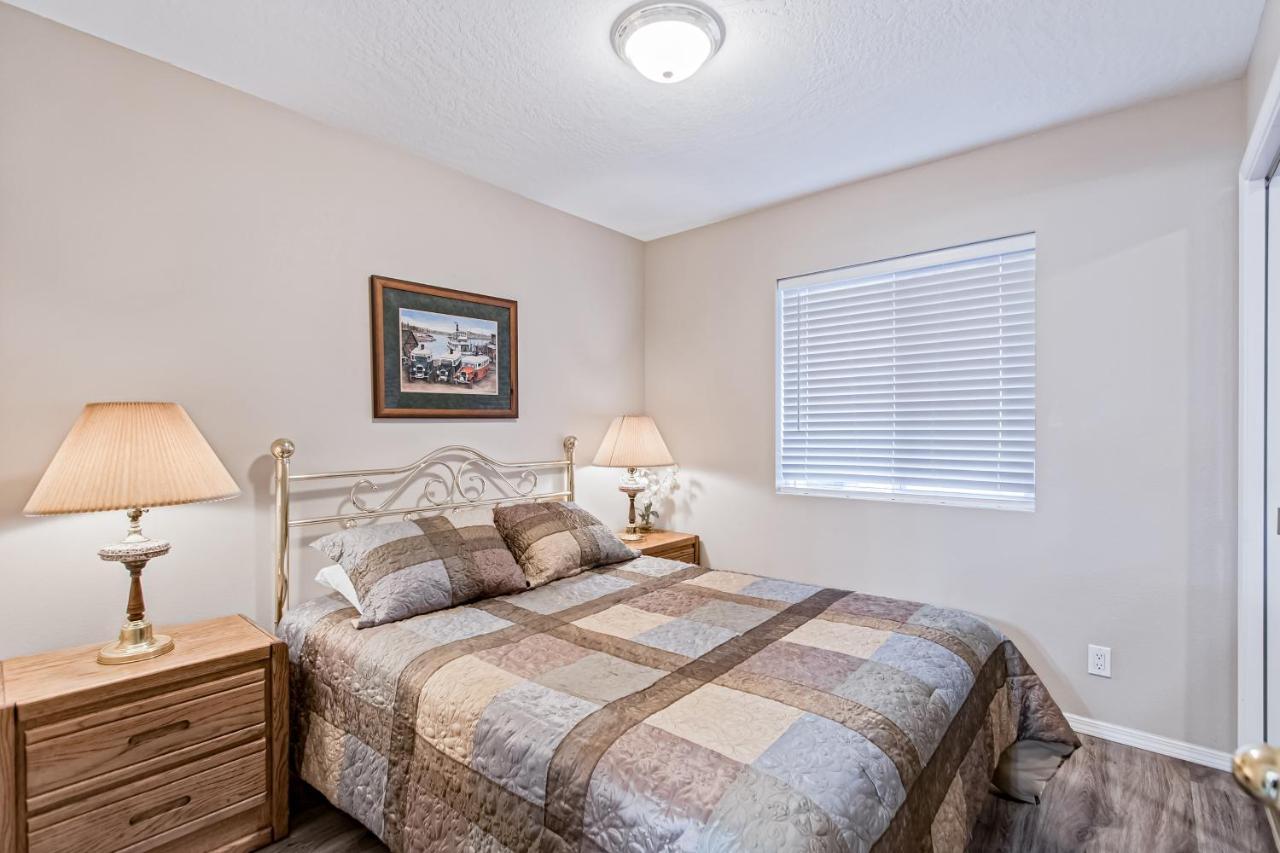 Villa Pine Ave Delight à Coeur d'Alene Extérieur photo